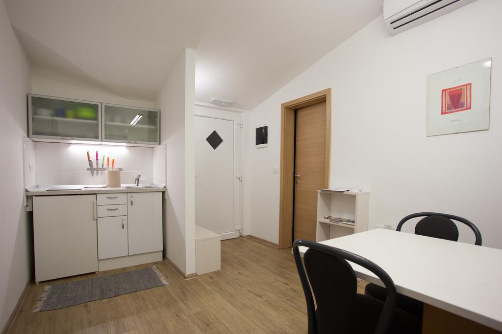 Apartments Shishka Ljubljana Ngoại thất bức ảnh