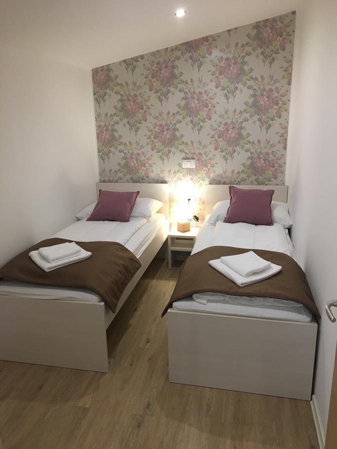 Apartments Shishka Ljubljana Ngoại thất bức ảnh