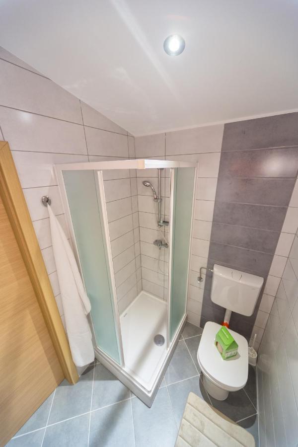 Apartments Shishka Ljubljana Ngoại thất bức ảnh